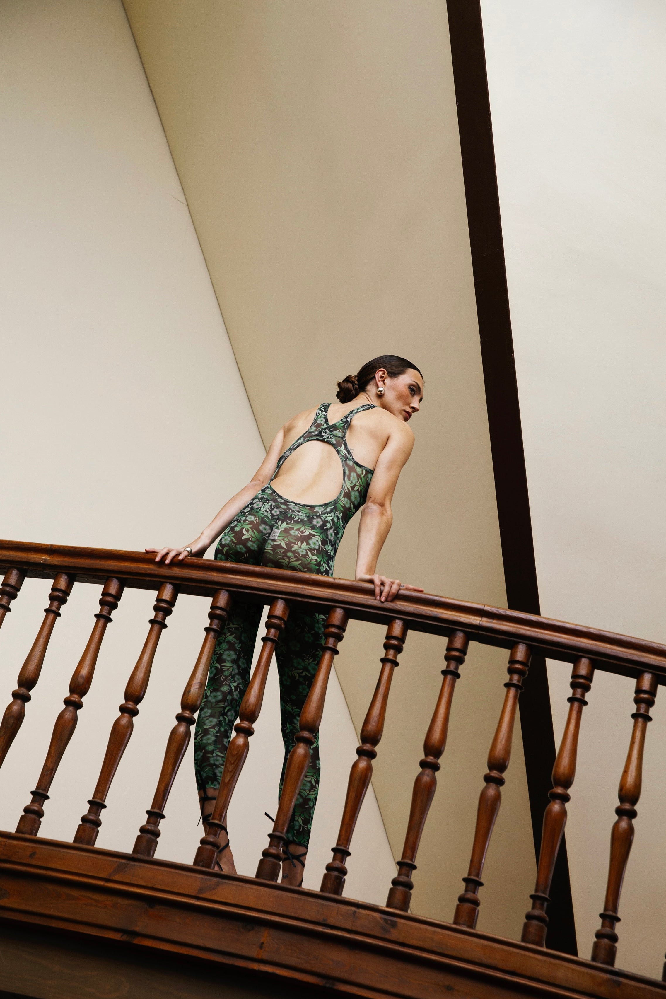 TAURUS BODYSUIT FLOWERS