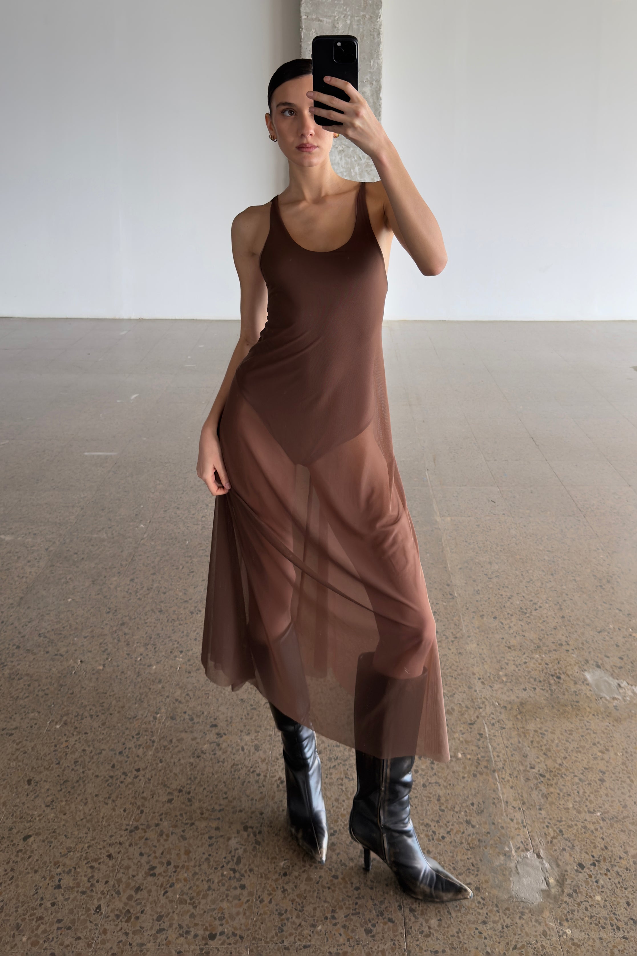 SWAN DRESS BROWN