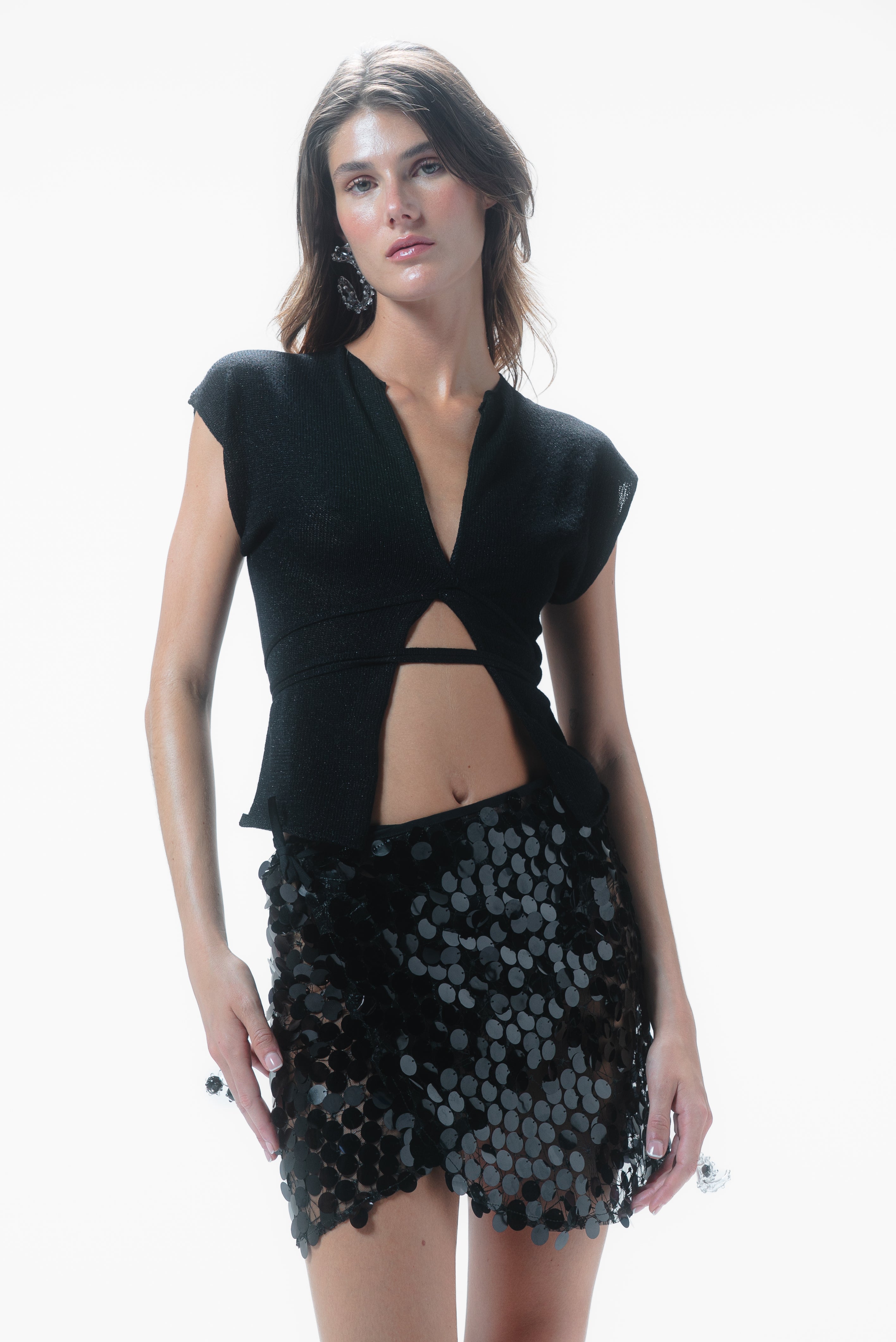 LACE-UP KNIT TOP BLACK