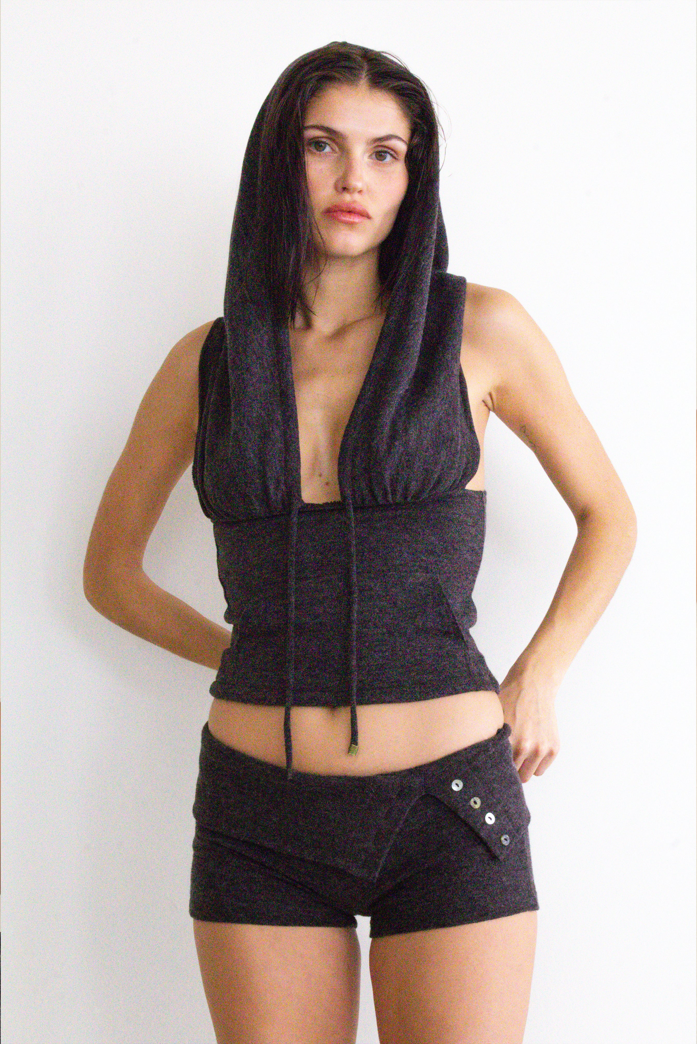 ZOE KNIT HOOD TOP & ZOE KNIT SHORT BROWN