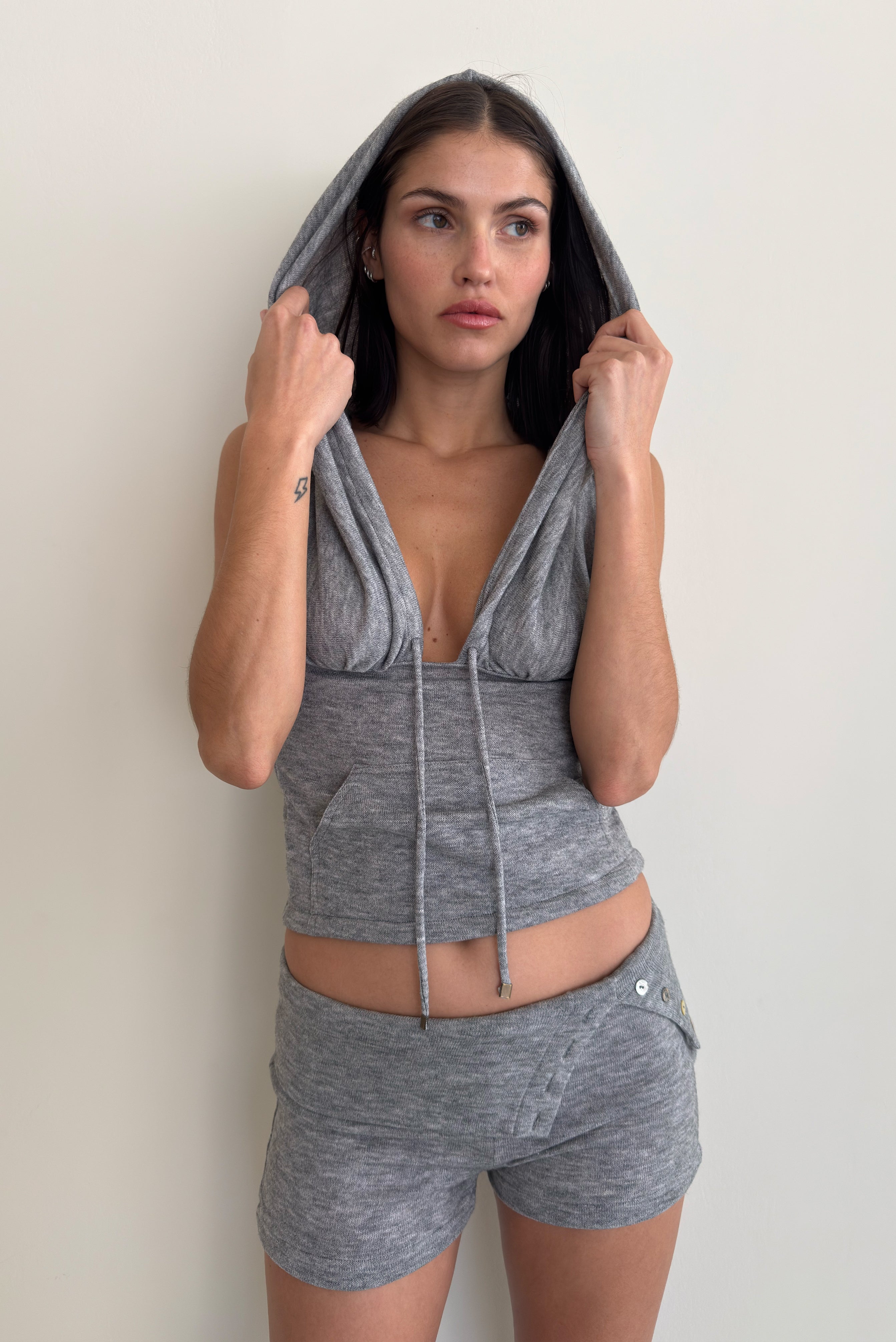 ZOE KNIT SHORT GREY