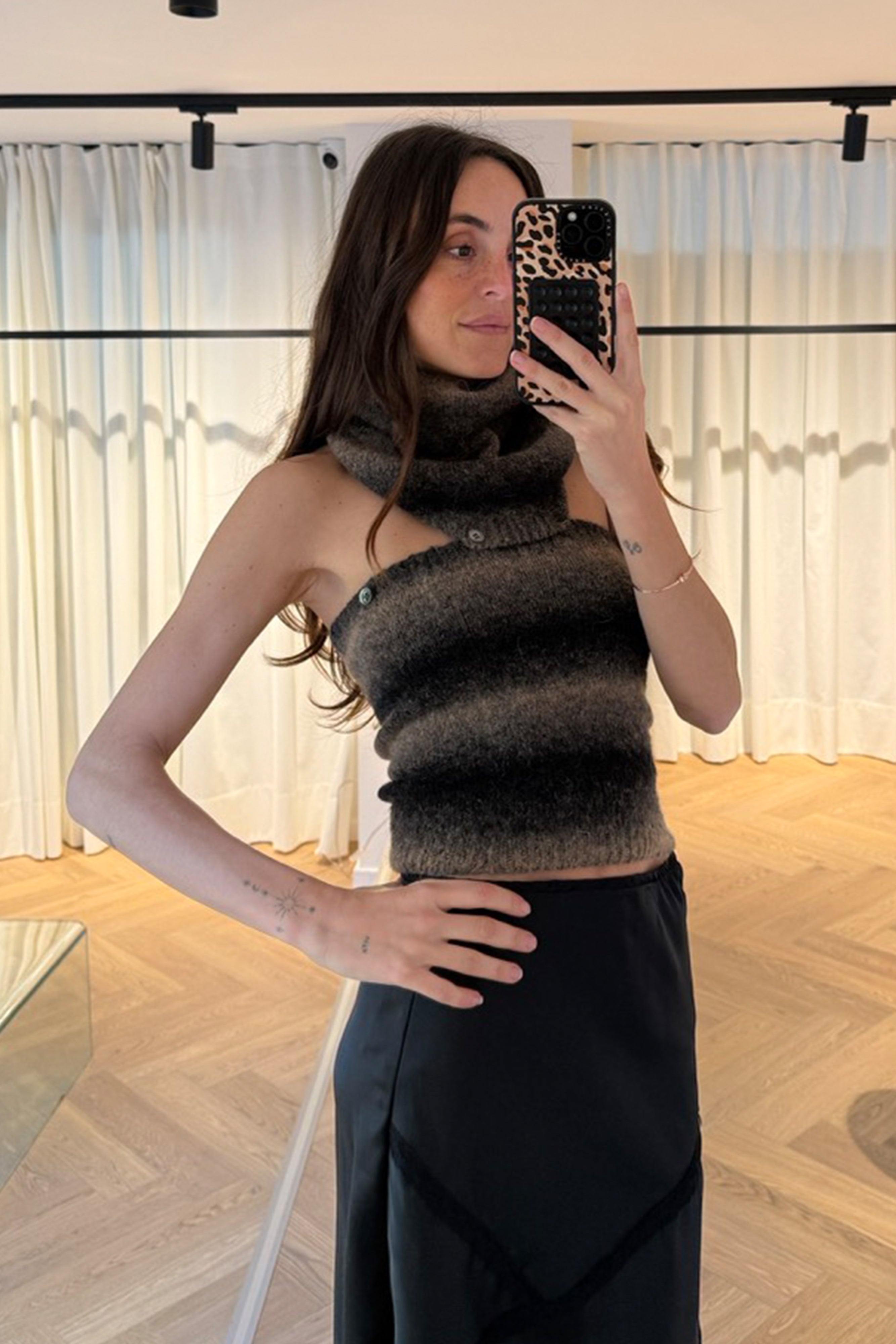 CARLOTTA TOP & FUNNEL NECK BROWN