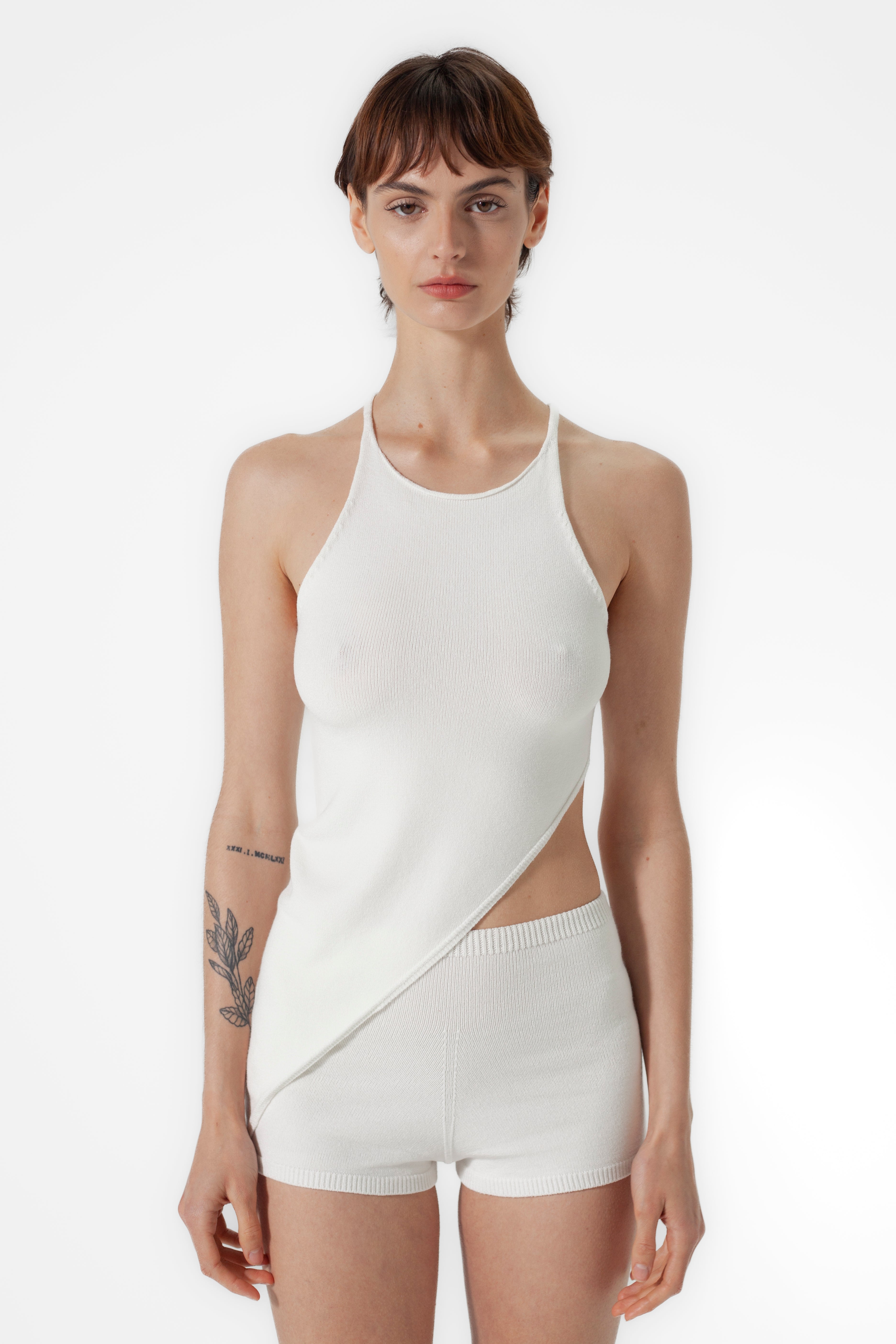 ASYMMETRIC TOP WHITE