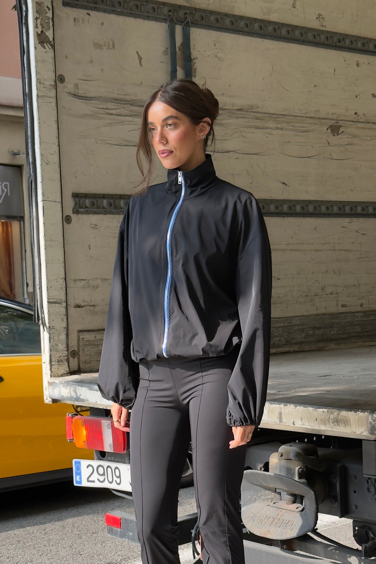 NEO BOMBER BLACK